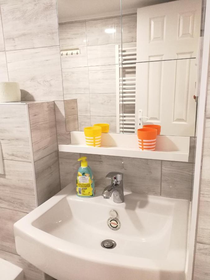 White Rose Apartment Βουδαπέστη Εξωτερικό φωτογραφία